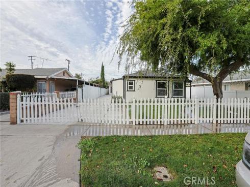 122 N Bewley Street, Santa Ana, CA