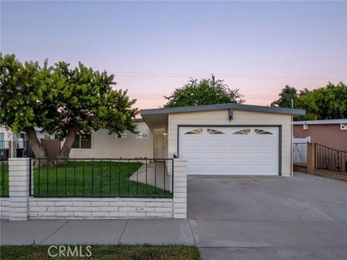 2325 S Shelton  , Santa Ana, CA