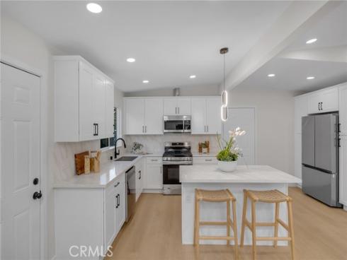 2325 S Shelton  , Santa Ana, CA