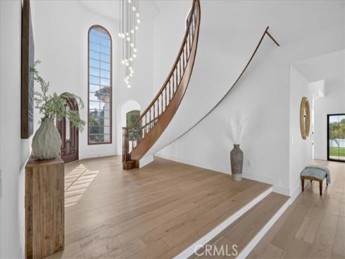 12322 Canyon Terrace, Santa Ana, CA