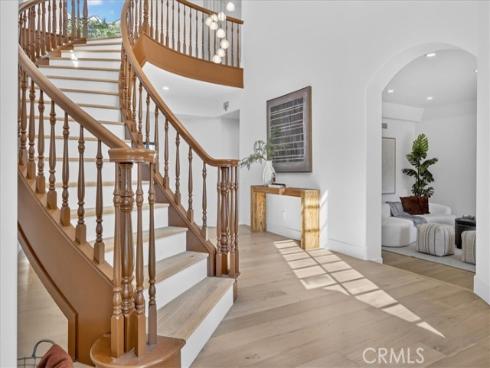 12322 Canyon Terrace, Santa Ana, CA