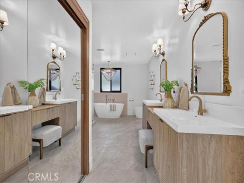 12322 Canyon Terrace, Santa Ana, CA