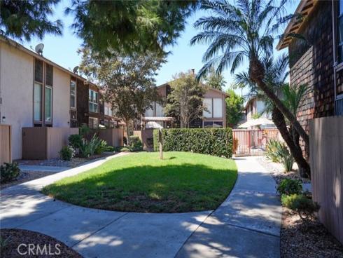 1098 Cabrillo Park B , Santa Ana, CA
