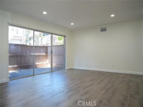 1098 Cabrillo Park B , Santa Ana, CA