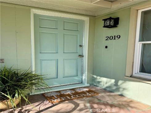 2019 Valencia , Santa Ana, CA