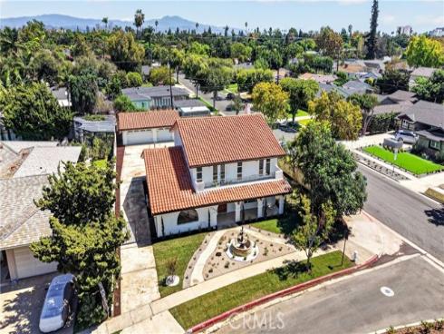 2301 N Lowell , Santa Ana, CA