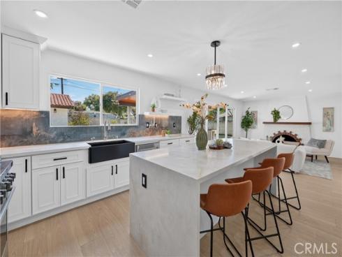 2301 N Lowell , Santa Ana, CA