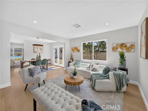 2301 N Lowell , Santa Ana, CA