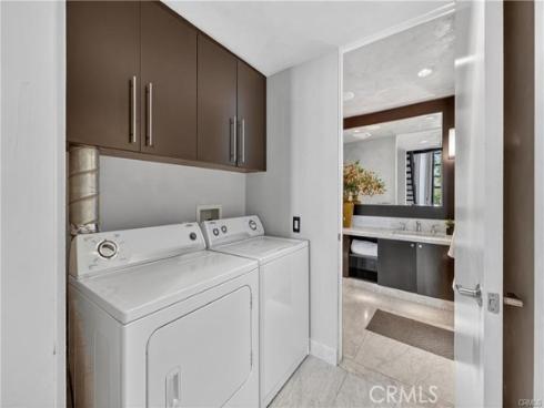 123 E City Place   Drive, Santa Ana, CA