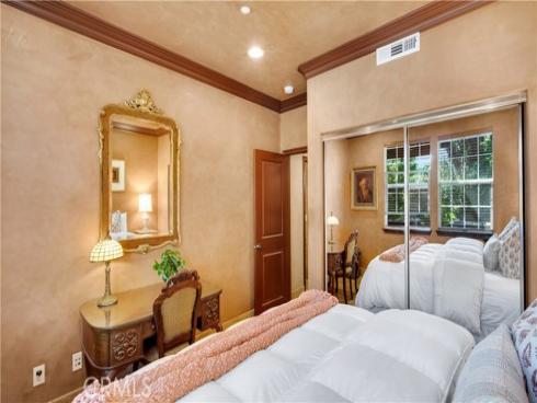 780 W Aster Place, Santa Ana, CA