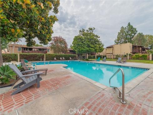 1000 W Macarthur  94  Boulevard, Santa Ana, CA