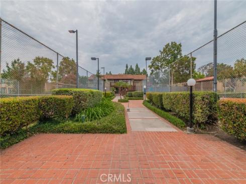 1000 W Macarthur  94  Boulevard, Santa Ana, CA