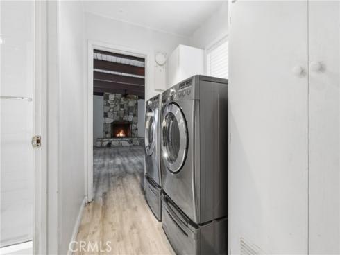 1832 S Bamdal , Santa Ana, CA