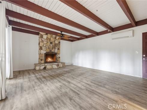 1832 S Bamdal , Santa Ana, CA