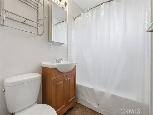 1832 S Bamdal , Santa Ana, CA