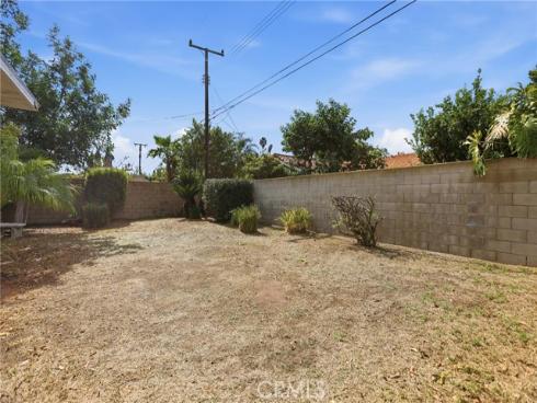 1832 S Bamdal , Santa Ana, CA