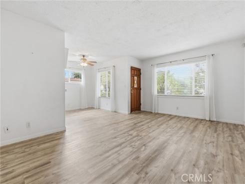 1832 S Bamdal , Santa Ana, CA