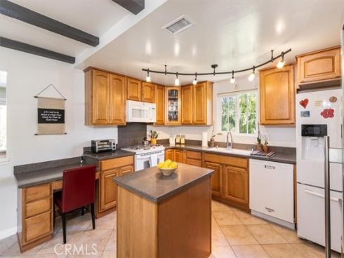 702 S Arapaho , Santa Ana, CA