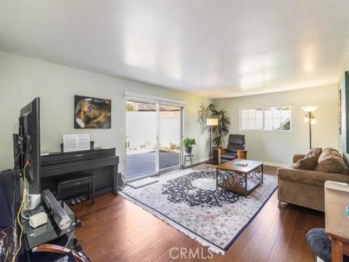 702 S Arapaho , Santa Ana, CA