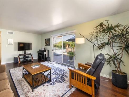 702 S Arapaho , Santa Ana, CA