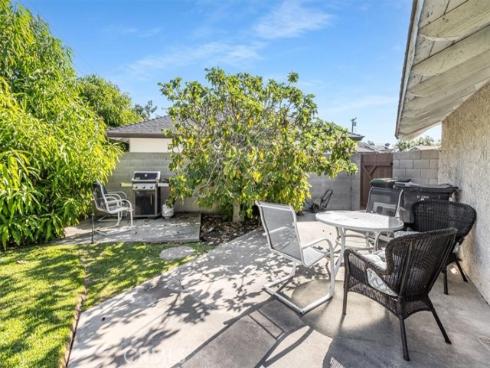 702 S Arapaho , Santa Ana, CA