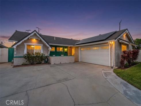 702 S Arapaho , Santa Ana, CA