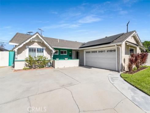 702 S Arapaho , Santa Ana, CA