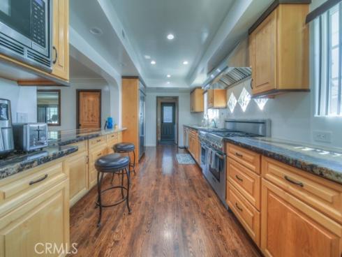 2531 Poinsettia Street, Santa Ana, CA