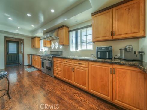 2531 Poinsettia Street, Santa Ana, CA