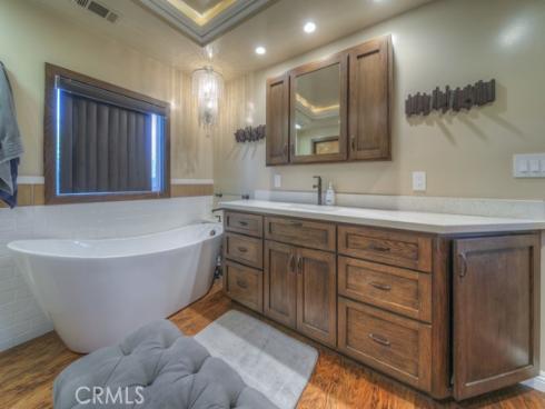 2531 Poinsettia Street, Santa Ana, CA
