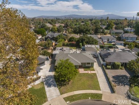 2531 Poinsettia Street, Santa Ana, CA