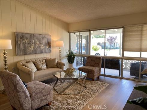 1382  El Dorado Dr #10h  , Seal Beach, CA