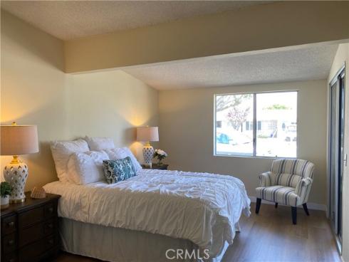 1382  El Dorado Dr #10h  , Seal Beach, CA