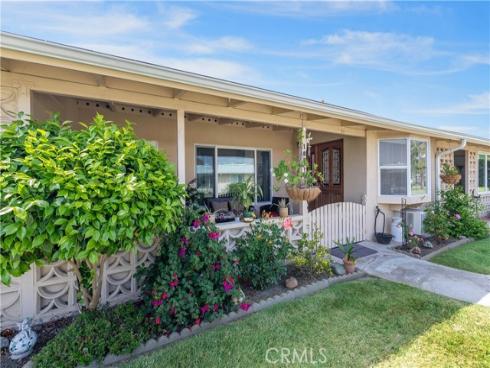 13601  Cedarcrest  100-i , Seal Beach, CA