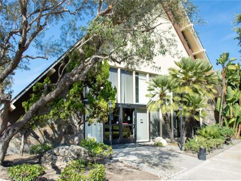 13601  Cedarcrest  100-i , Seal Beach, CA