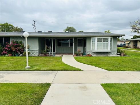 1600  Interlachen Road, M12-61a  , Seal Beach, CA