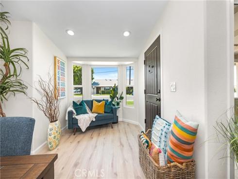 1180  Oakmont  51i  RoadM-4, Seal Beach, CA