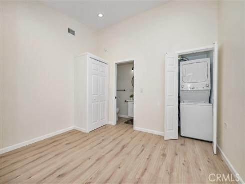 1180  Oakmont  51i  RoadM-4, Seal Beach, CA