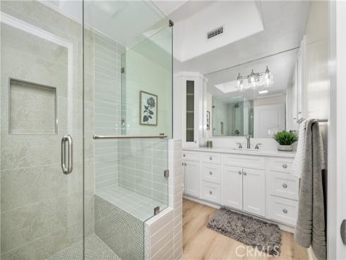 1180  Oakmont  51i  RoadM-4, Seal Beach, CA