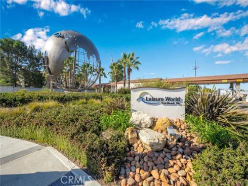 1180  Oakmont  51i  RoadM-4, Seal Beach, CA