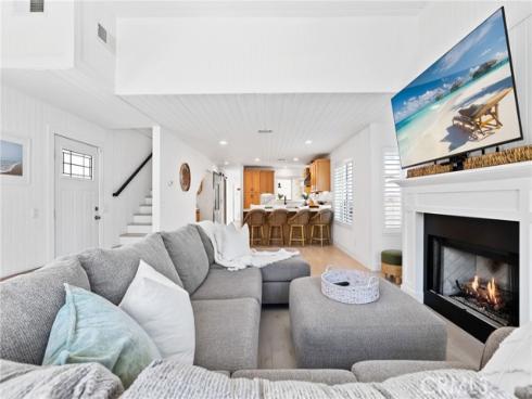 313  16th   Street, Seal Beach, CA