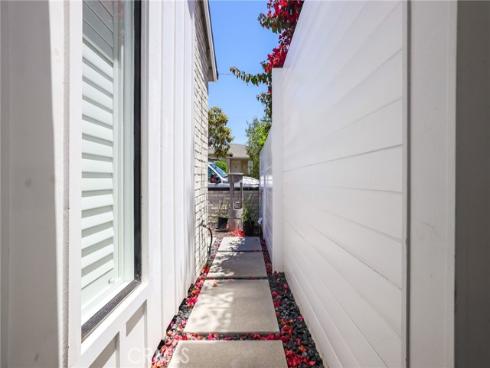 313  16th   Street, Seal Beach, CA