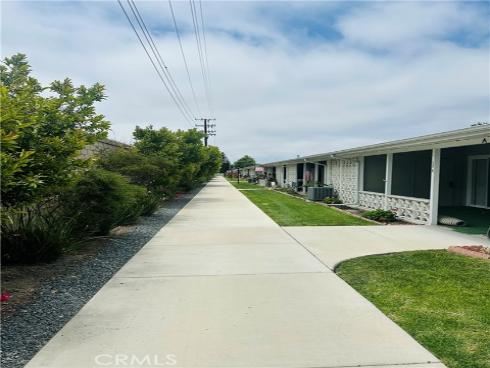 1620  Monterey Road, M2-12a  , Seal Beach, CA