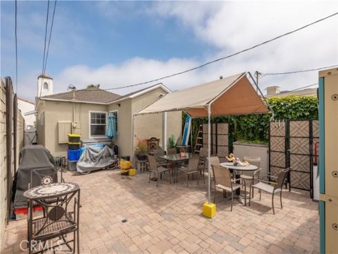 343  10th   Street, Seal Beach, CA