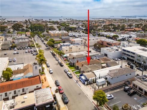 343  10th   Street, Seal Beach, CA