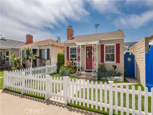 343  10th   Street, Seal Beach, CA