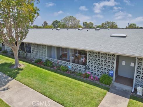 1740  Interlachen  12-39C  Road, Seal Beach, CA