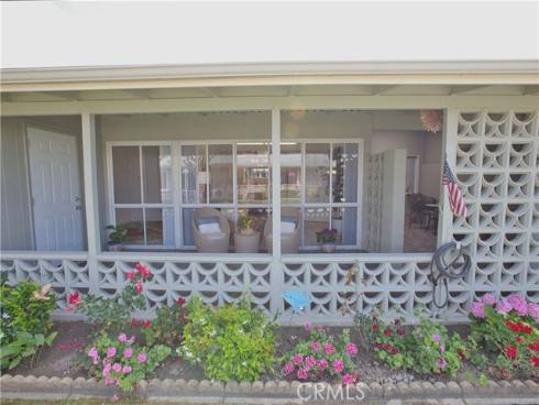 1740  Interlachen  12-39C  Road, Seal Beach, CA