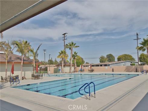 1740  Interlachen  12-39C  Road, Seal Beach, CA