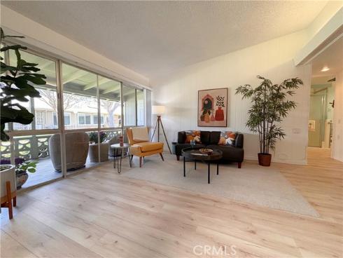 1740  Interlachen  12-39C  Road, Seal Beach, CA